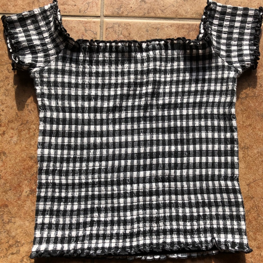 American Eagle, Hollister, Abercrombie - Picture 3 of 8